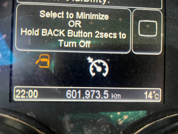 2017-peterbilt-579-image-17