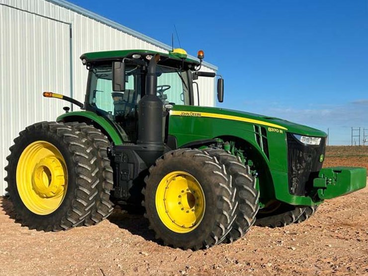 2019-john-deere-8370r-image-1