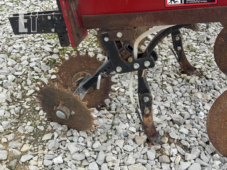 case-ih-5300-image-5