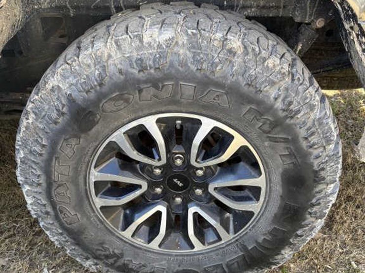 2016-ford-f150-xlt-image-8