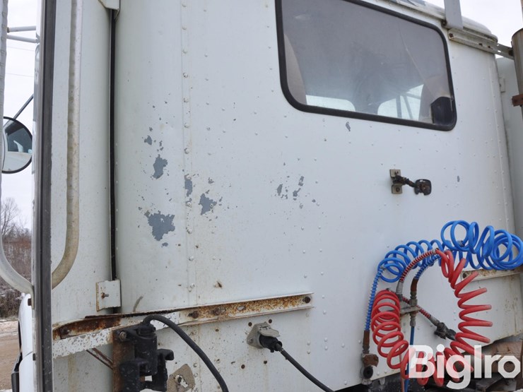 1991-international-t/a-truck-tractor-image-19