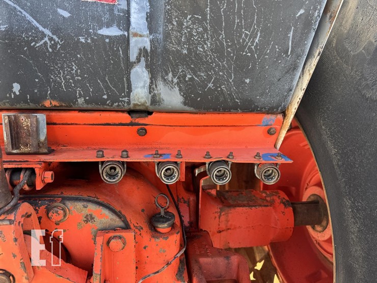 j-i-case-1370-image-9