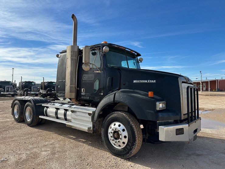 2012-western-star-4900-image-3