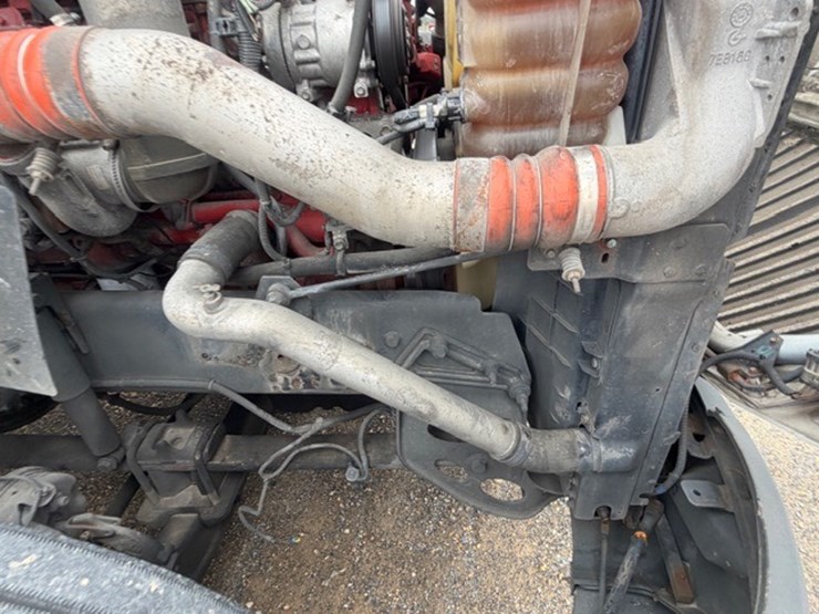 2016-international-prostar-image-65