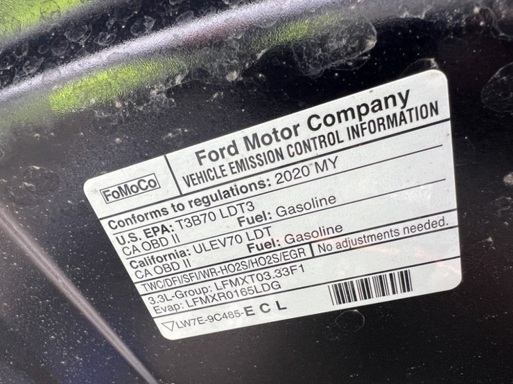 2019-ford-explorer-image-14