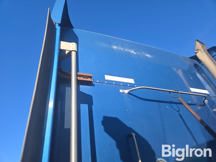 2003-kenworth-t600-image-13