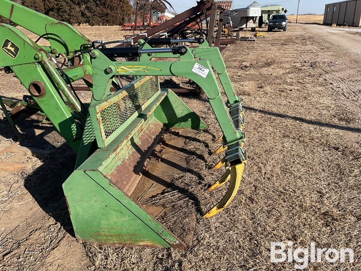 john-deere-158-image-4