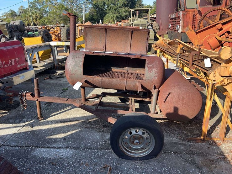 grill-trailer-image-1