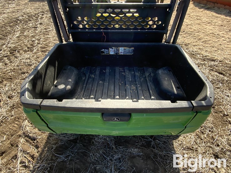 2012-john-deere-gator-image-16