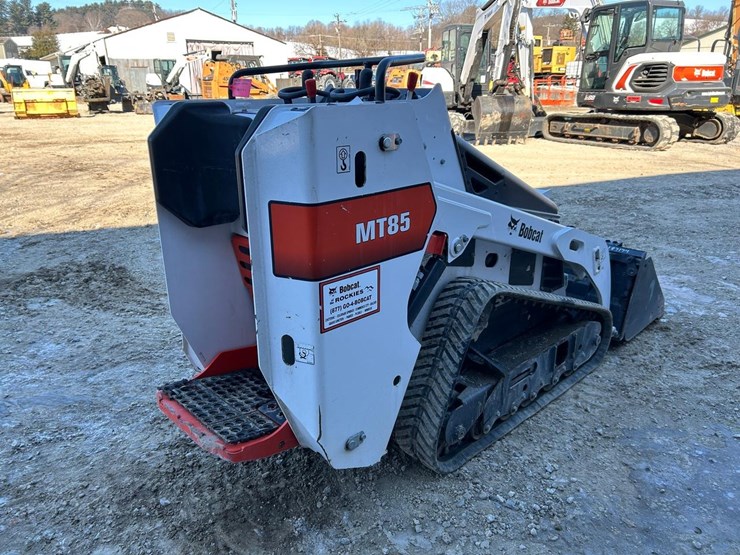 2019-bobcat-mt85-image-4
