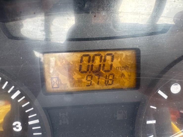 kubota-m6040-image-16