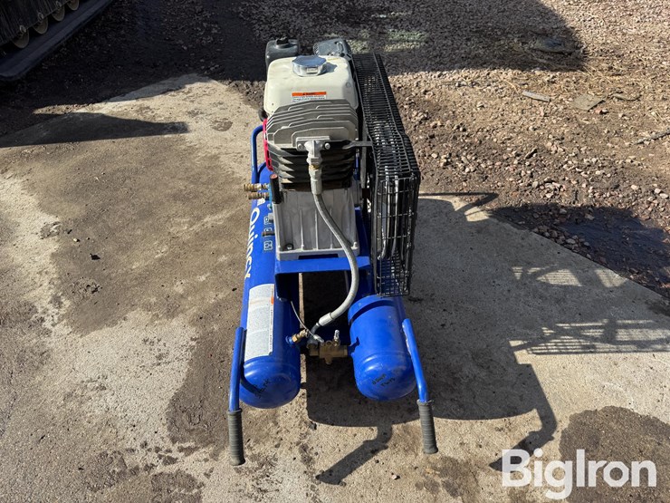 quincy-portable-air-compressor-image-7