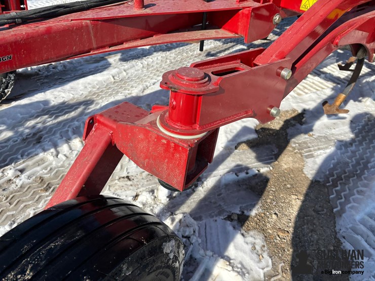 2021-case-ih-200-image-11