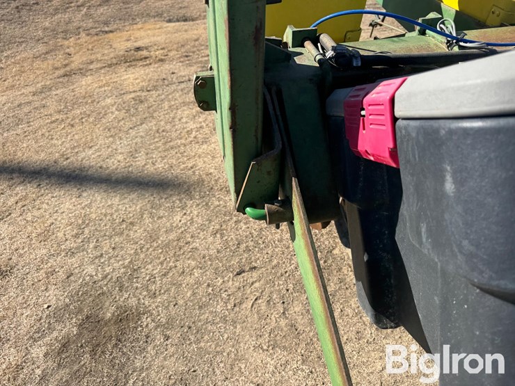 john-deere-7000-image-18