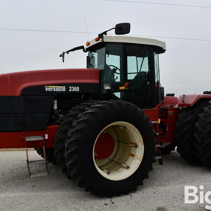 2003 VERSATILE 2360
