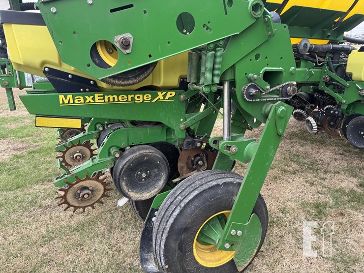 john-deere-1770nt-image-15