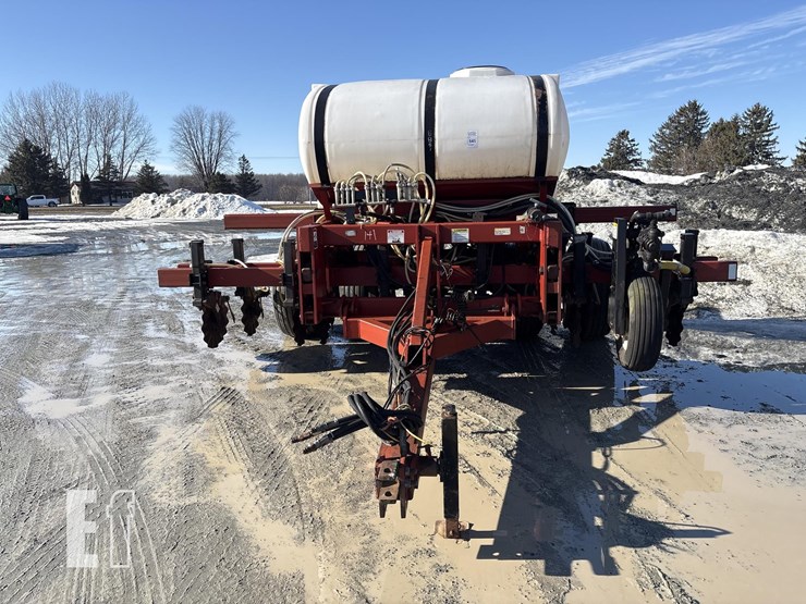 unverferth-zone-till-cart-image-2