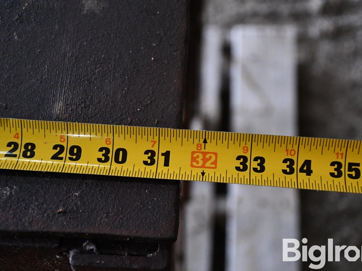 metal-stand-image-10