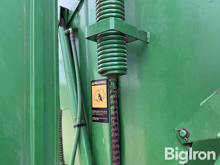 1985-john-deere-530-image-17