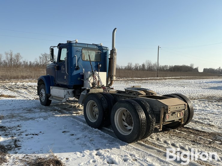 2001-international-9900i-image-7