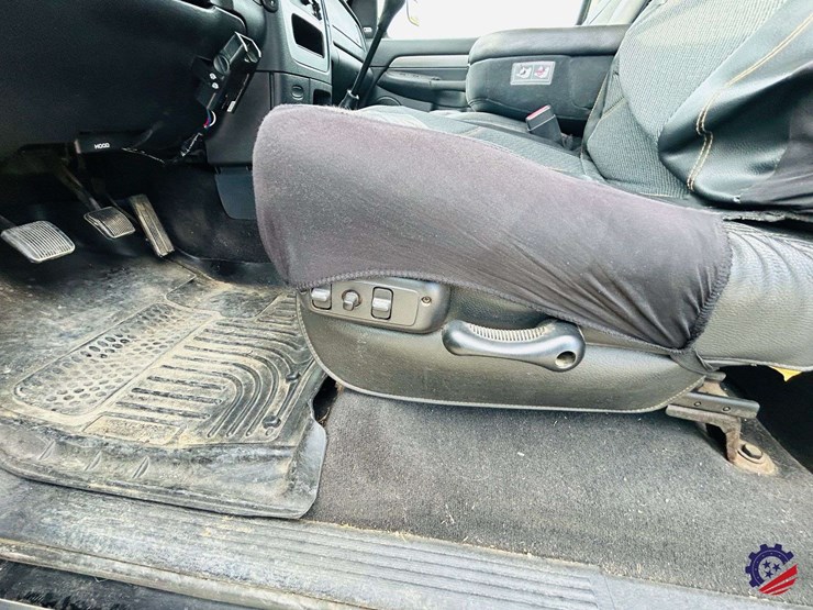 2004-dodge-ram-3500-image-65