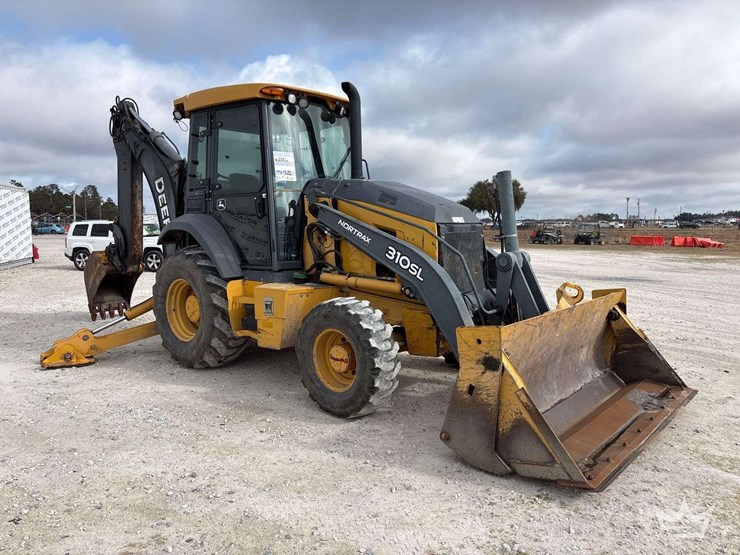 2015-deere-310sl-image-2