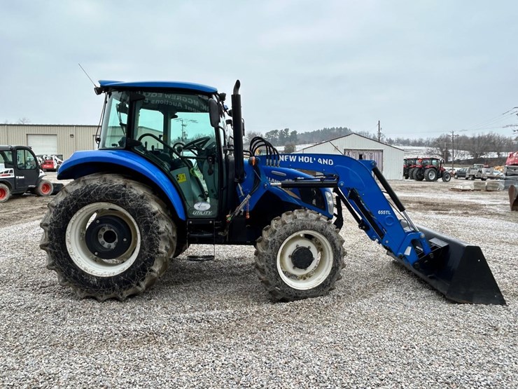 new-holland-powerstar-75-image-5