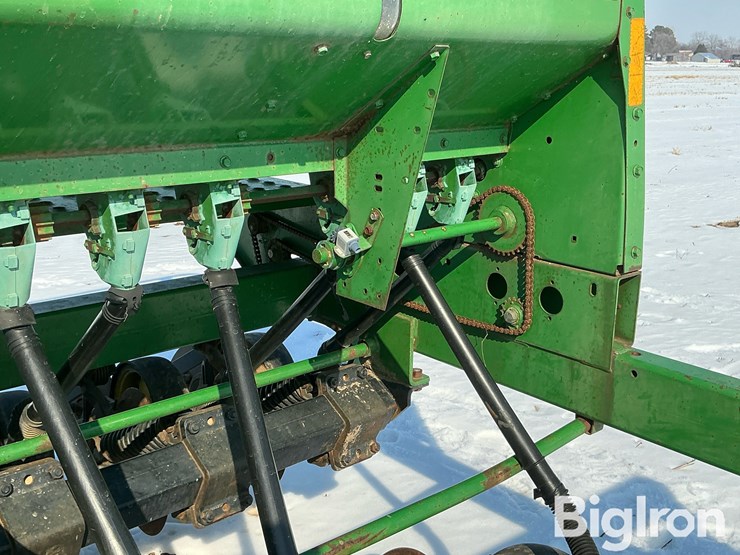 john-deere-750-image-14