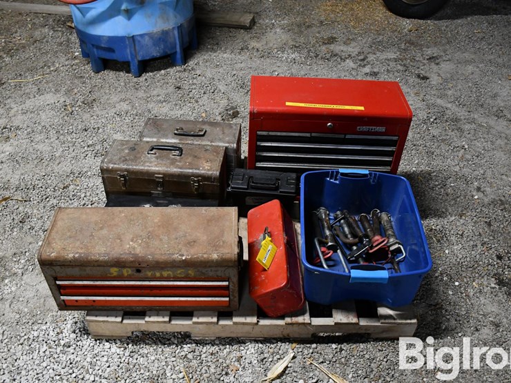 pallet-of-farm-support-image-2