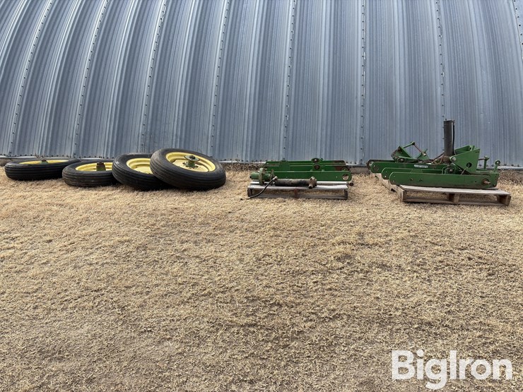 john-deere-1770-wheels-&-drive-frames-image-8