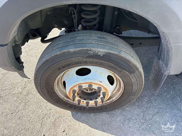 2017-auto-crane-4004eh-image-15