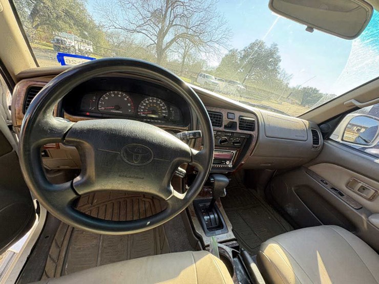 2002-toyota-4-runner-image-7