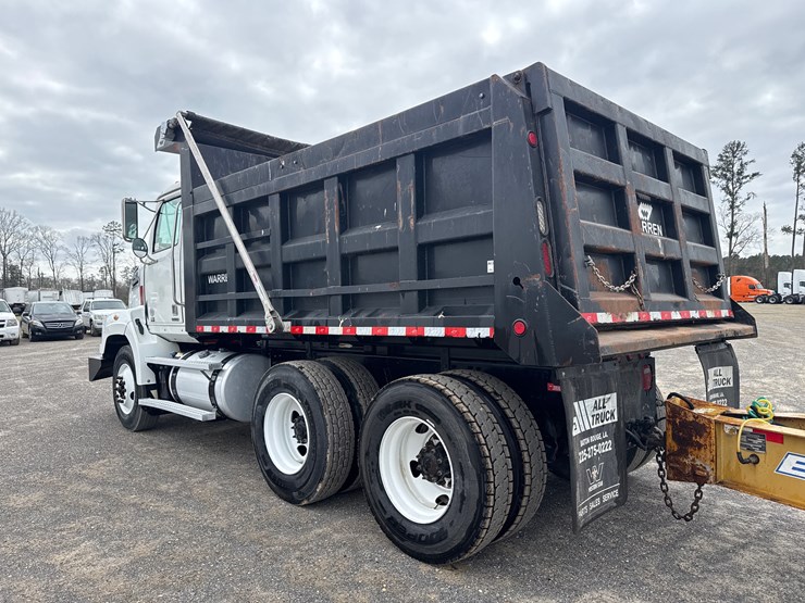 2020-western-star-4700sb-image-3