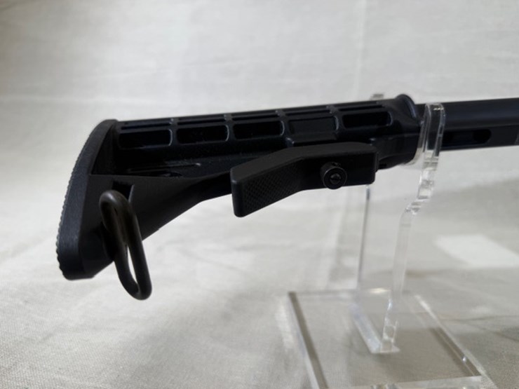 #213-•-bushmaster-model-xm15-e2s-ar-rifle-image-34