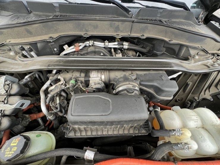 2019-ford-explorer-image-13