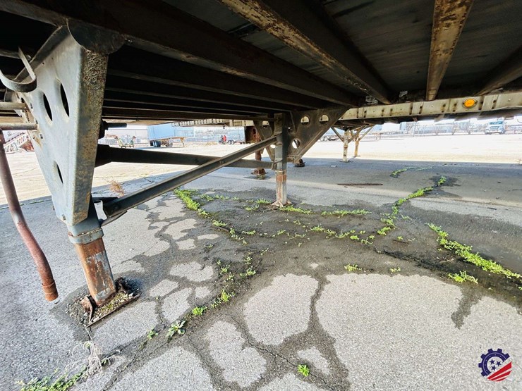 2001-utility-van-image-15