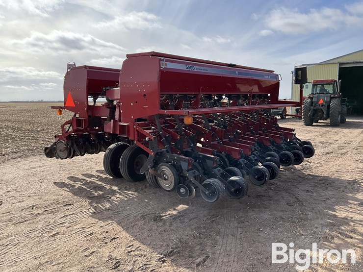 case-ih-5500-image-5