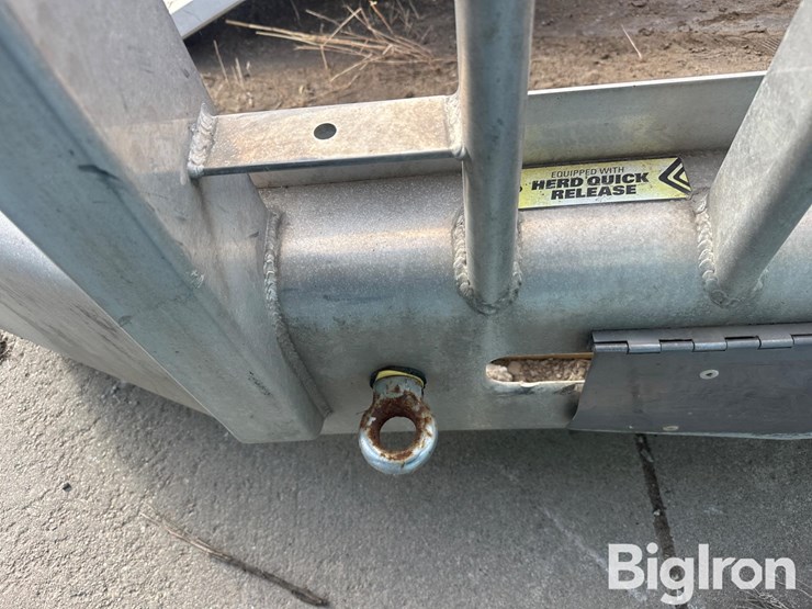 peterbilt-386-image-15