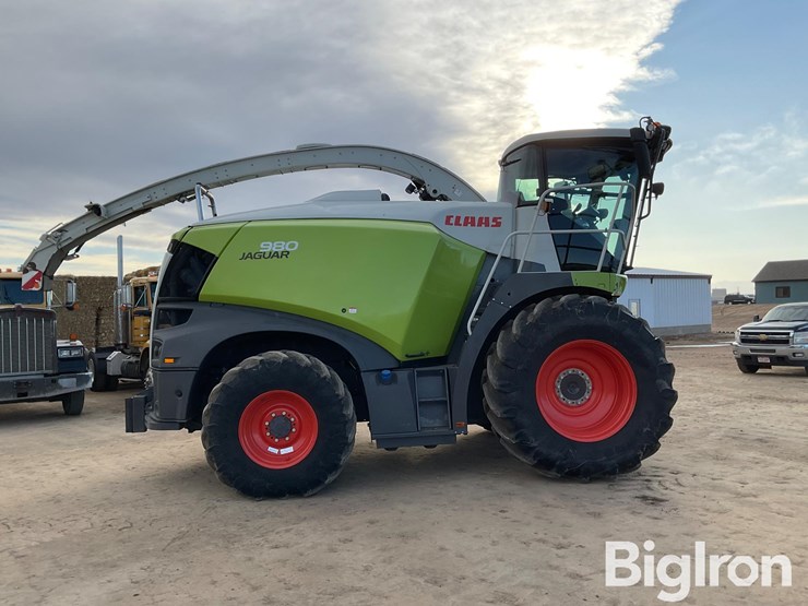 2019-claas-jaguar-980-image-4