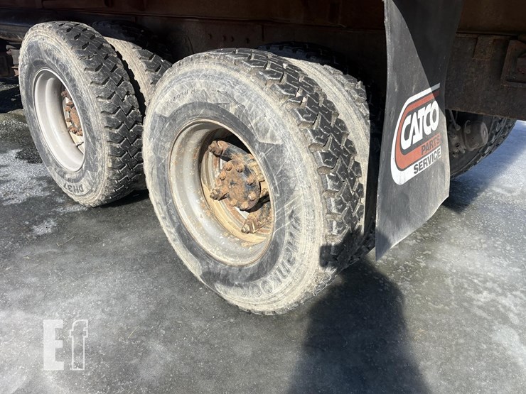 1984-ford-l8000-image-14