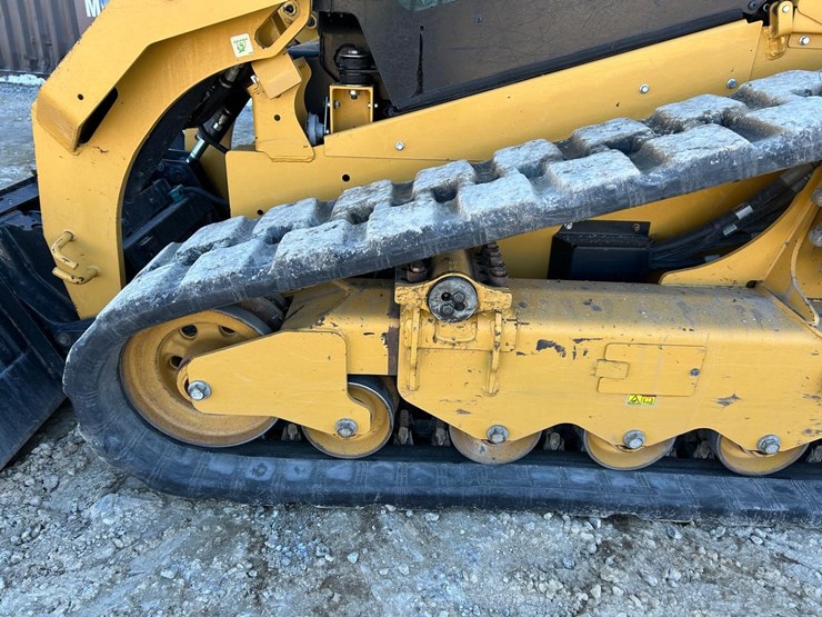 2018-caterpillar-299d-image-17