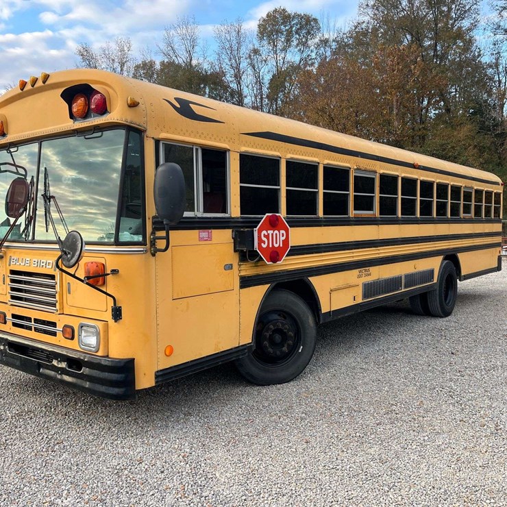 2004 BLUEBIRD TC2000