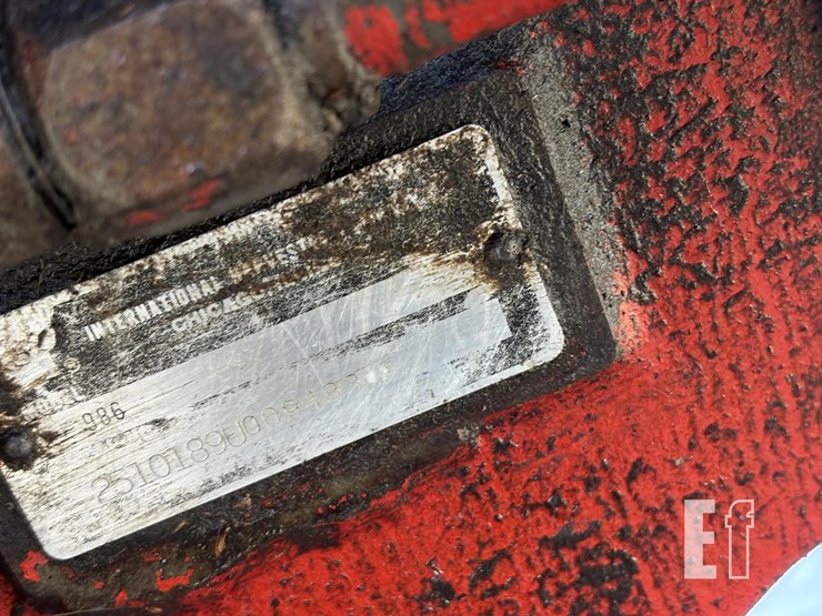 1976-international-986-image-24