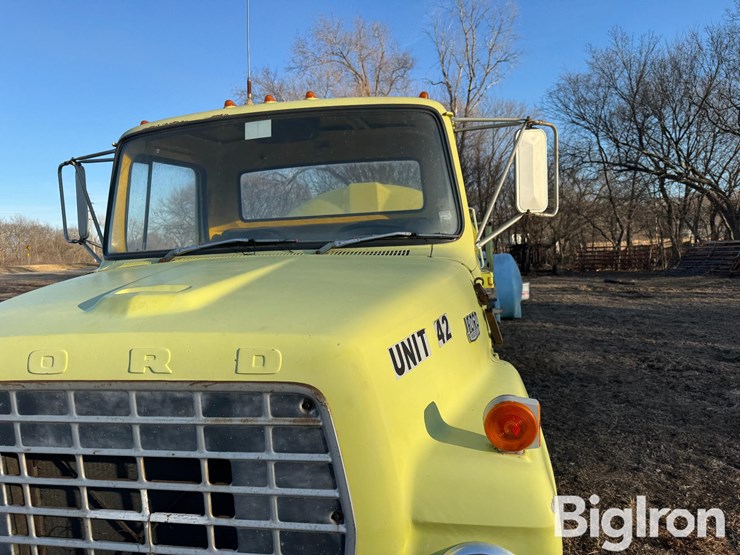 1973-ford-ln600-s/a-tanker-truck-image-11