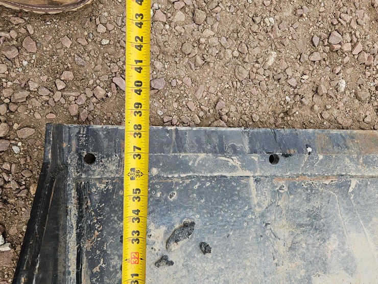 73"-skid-steer-bucket-attachment-image-12