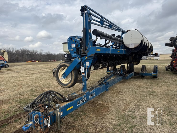 2008-kinze-3600-image-1