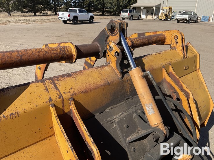 2006-mustang-642-image-13