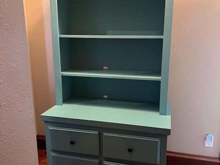 vintage-dresser-stand-image-2