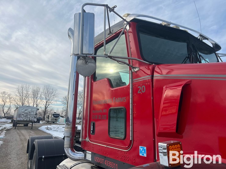 2007-kenworth-t800b-image-18