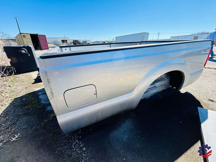 2012-ford-truck-bed-image-3